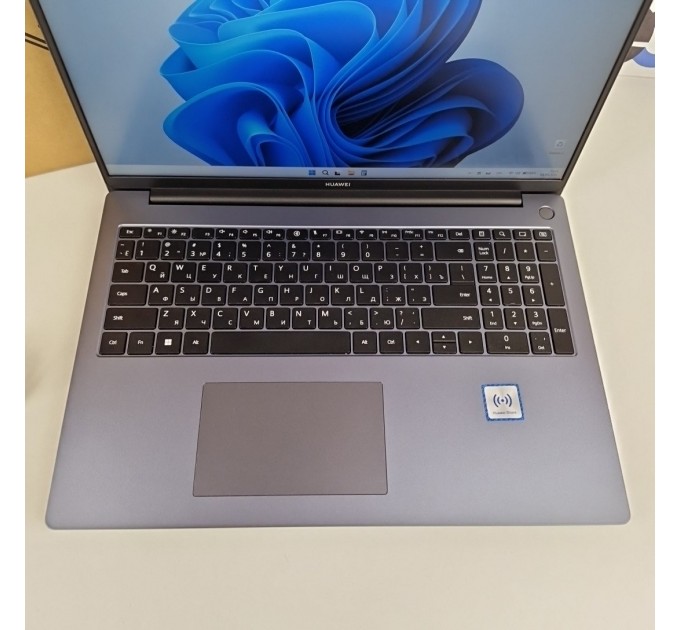Huawei MateBook D 16 MCLG-X